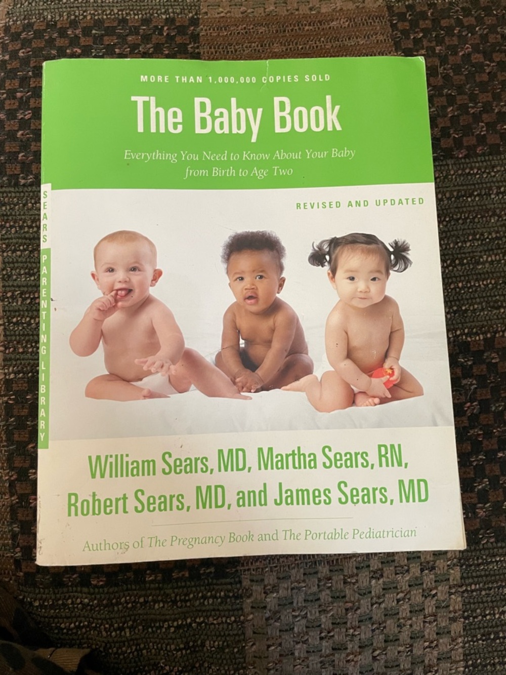 Sears Green & White Parenting Guide Back-Cover